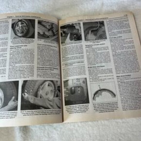 Haynes Repair Manual Ford Focus 2000 thru 2005 - Picture 7 of 7